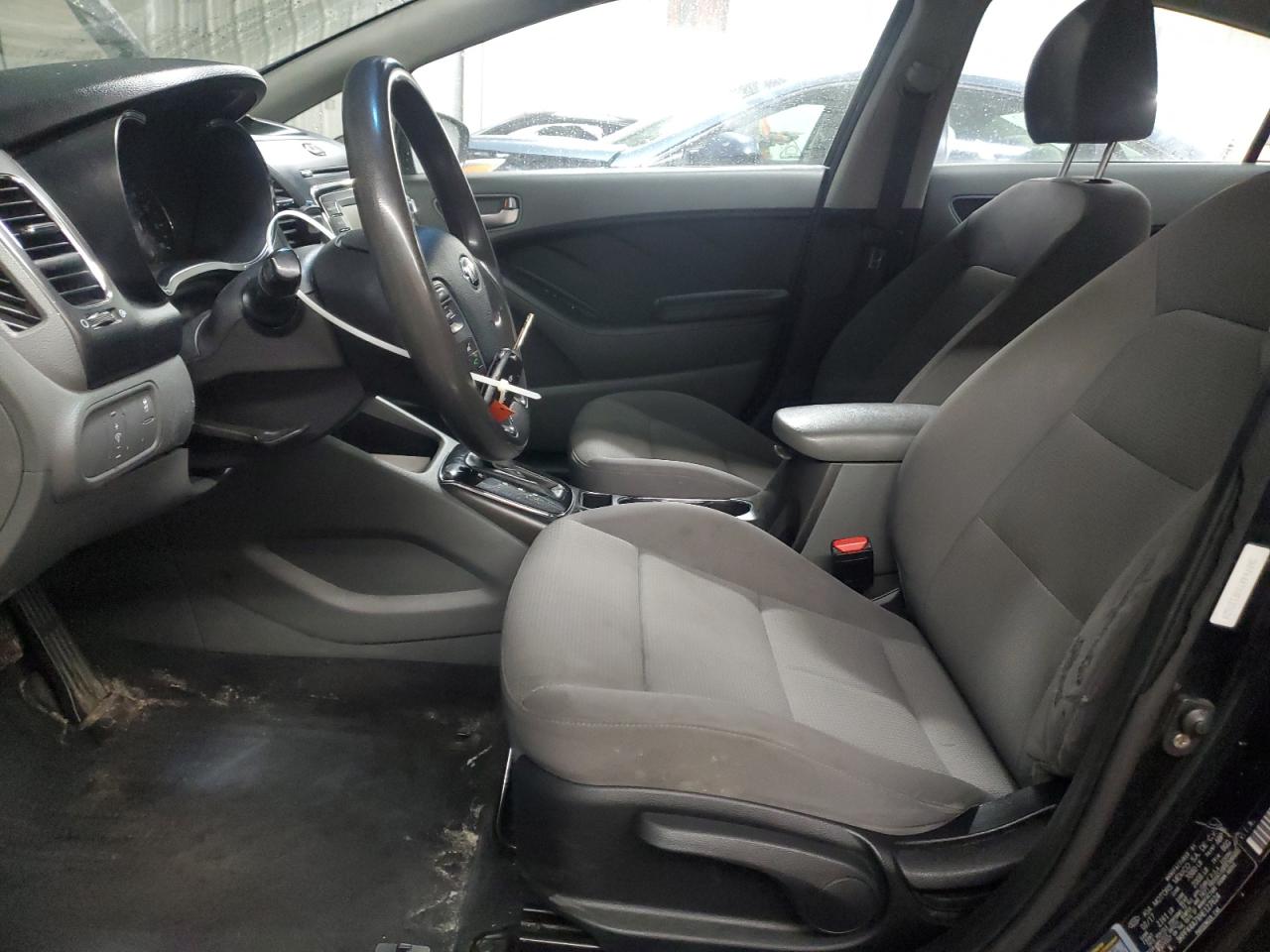 2017 Kia Forte Lx VIN: 3KPFK4A7XHE127624 Lot: 93656325