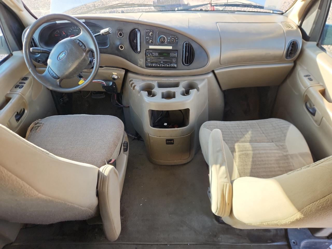 2004 Ford Passenger Van VIN: 1FBSS31S54HA63160 Lot: 92929445