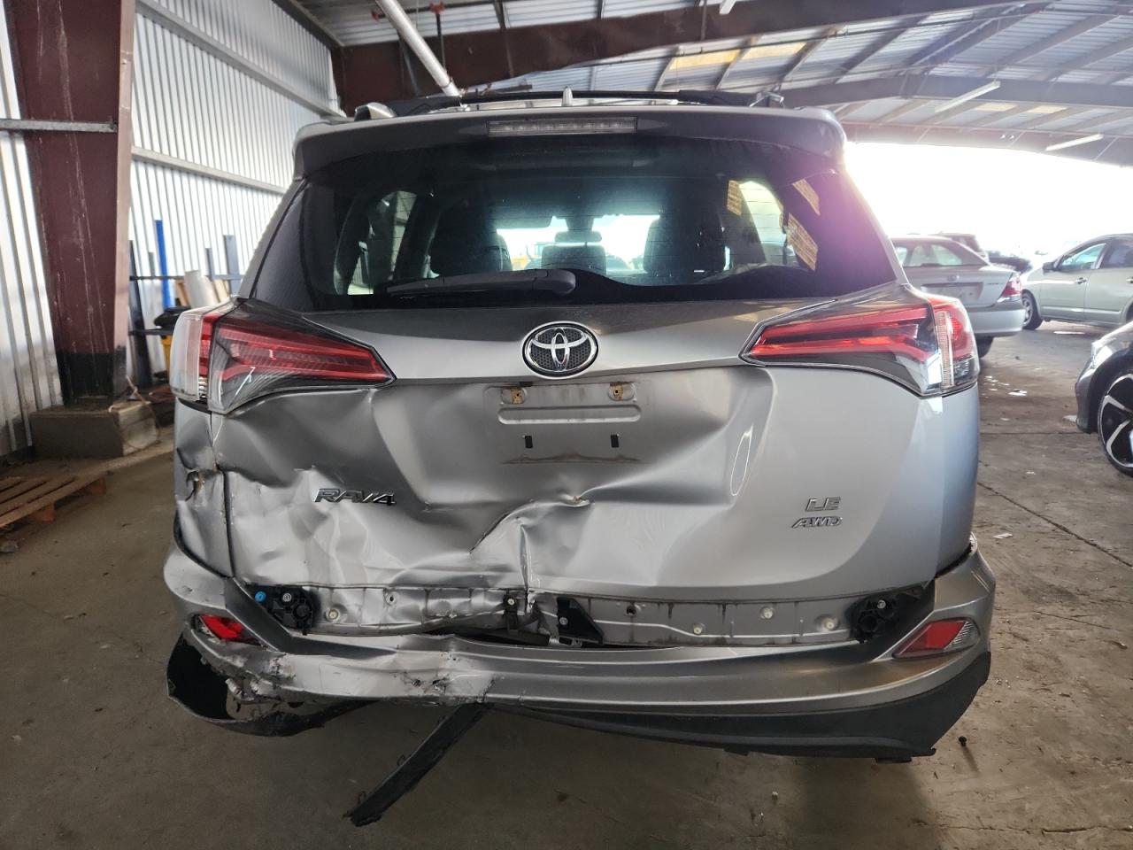 2017 Toyota Rav4 Le VIN: 2T3BFREV6HW590745 Lot: 92937665