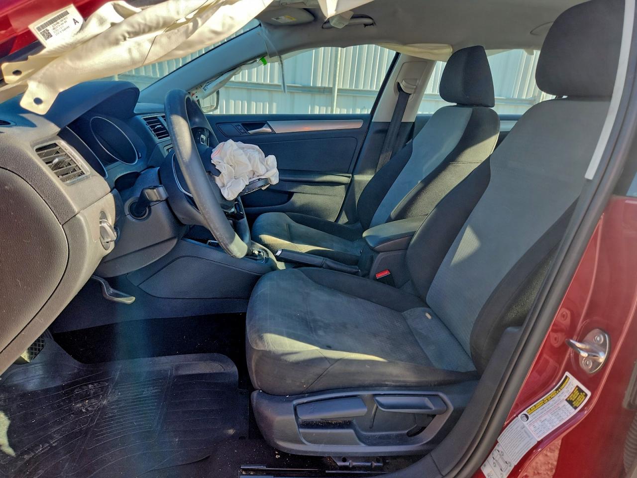 2017 Volkswagen Jetta S VIN: 3VW2B7AJ7HM323700 Lot: 94542205