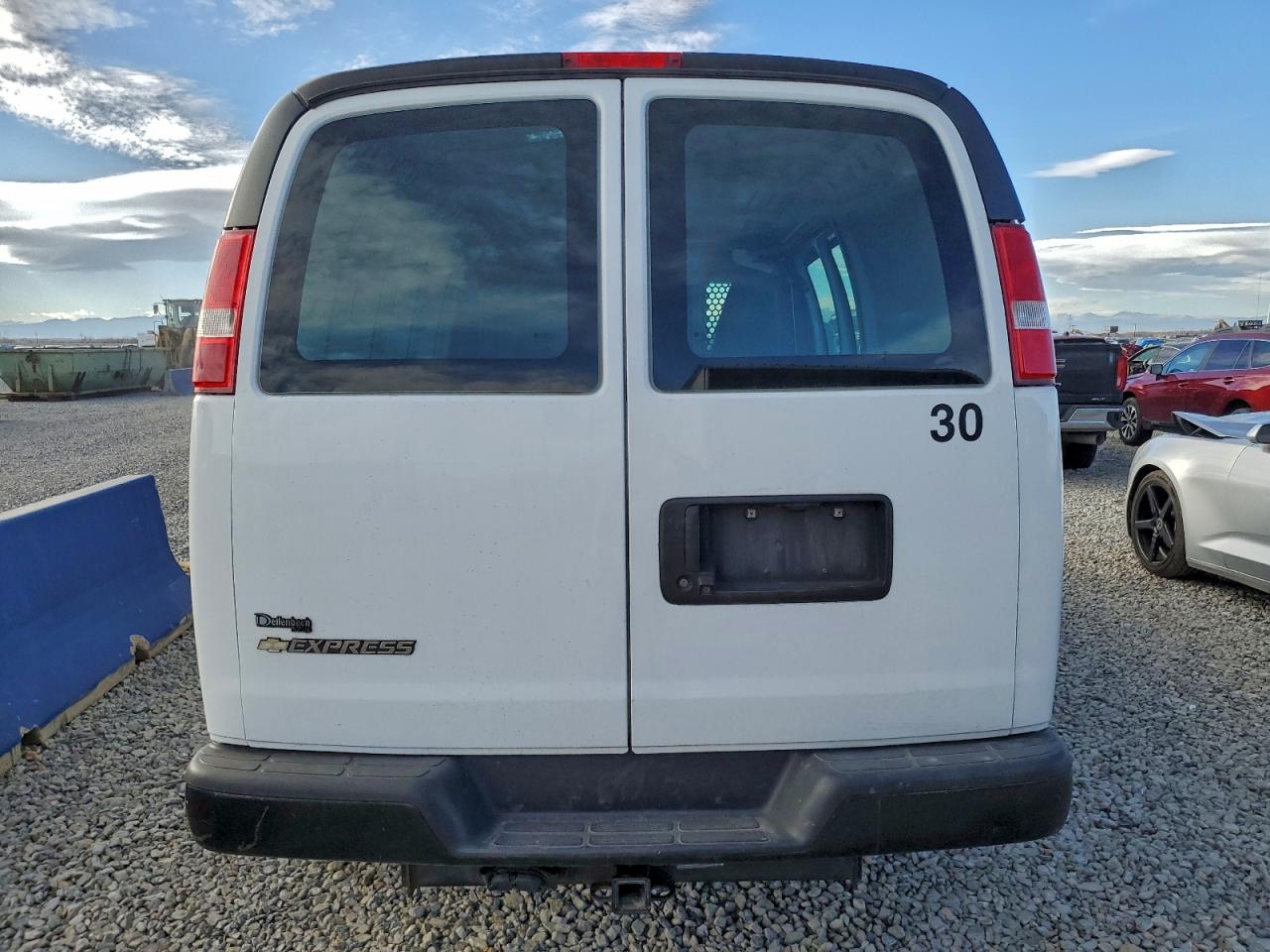 2017 Chevrolet Express G2500 VIN: 1GCWGAFG0H1192249 Lot: 94146135