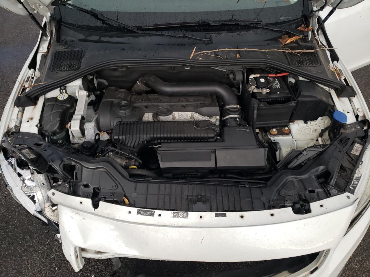 2014 Volvo S60 T5 VIN: YV1612FH2E1293931 Lot: 92013235