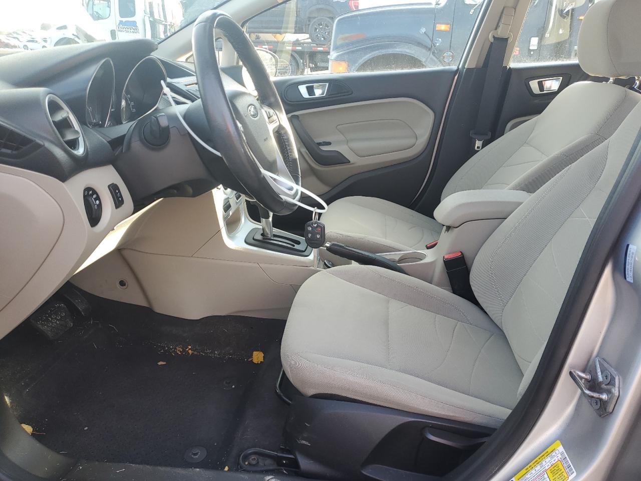 2015 Ford Fiesta Se VIN: 3FADP4EJ3FM100028 Lot: 93241055