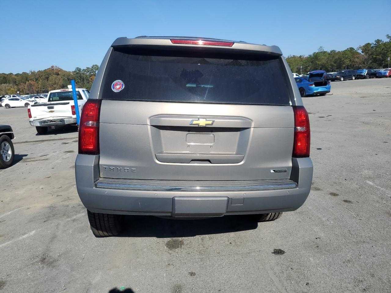 2018 Chevrolet Tahoe C1500 Premier VIN: 1GNSCCKCXJR355951 Lot: 92992115