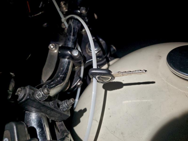 2012 TRIUMPH BONNEVILLE T100