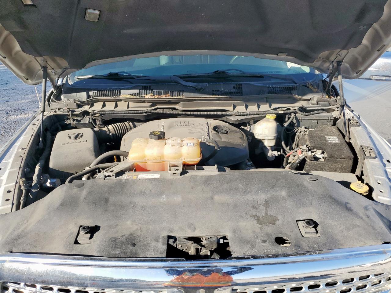 2016 Ram 1500 Laramie VIN: 1C6RR7NM2GS144687 Lot: 92013465