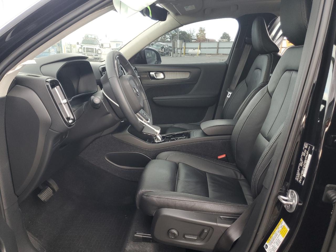 2023 Volvo Xc40 Ultimate VIN: YV4L12UX2P2937683 Lot: 91308235