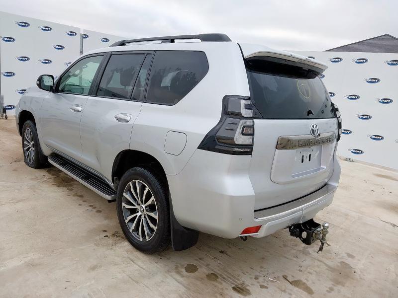 2022 TOYOTA LAND CRUISER 2.8 D-4D 204 INVINCIBLE 5DR AUTO 7 SEATS