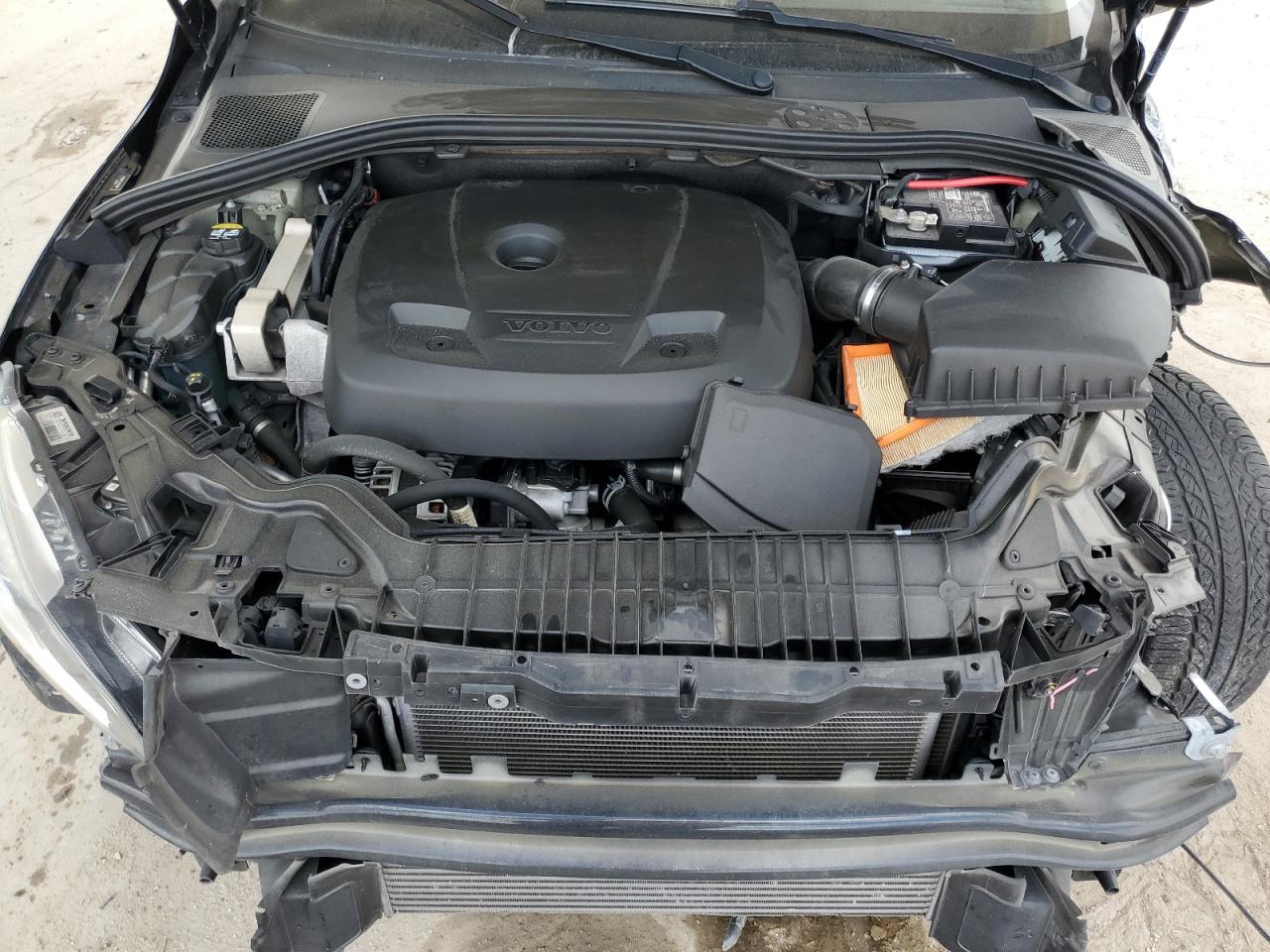 2018 Volvo S60 Dynamic VIN: YV126MFL3J2451391 Lot: 92295105