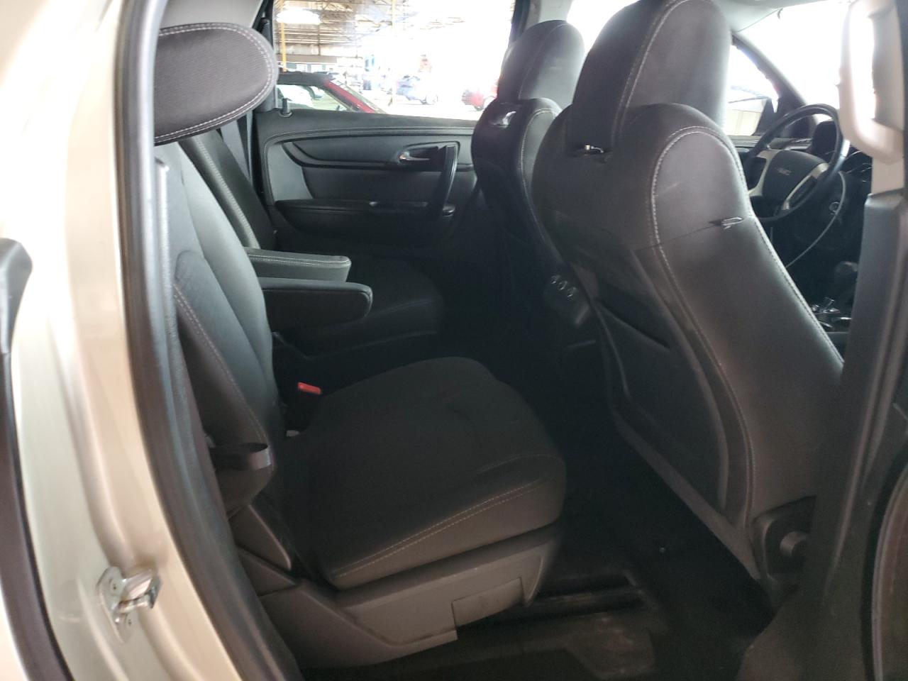 2015 GMC Acadia Sle VIN: 1GKKRPKDXFJ358494 Lot: 82636025