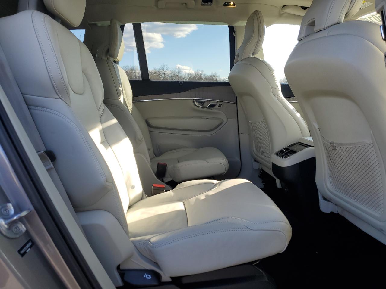 2022 Volvo Xc90 T6 Inscription VIN: YV4A221L0N1850907 Lot: 92995015