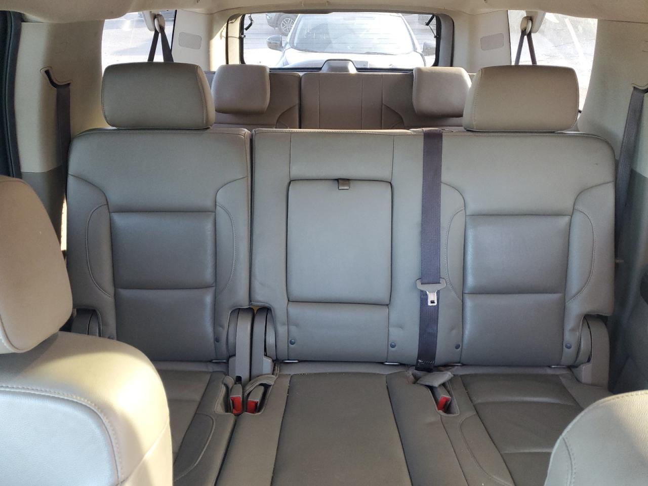 2017 Chevrolet Suburban C1500 Lt VIN: 1GNSCHKC9HR135854 Lot: 91836255