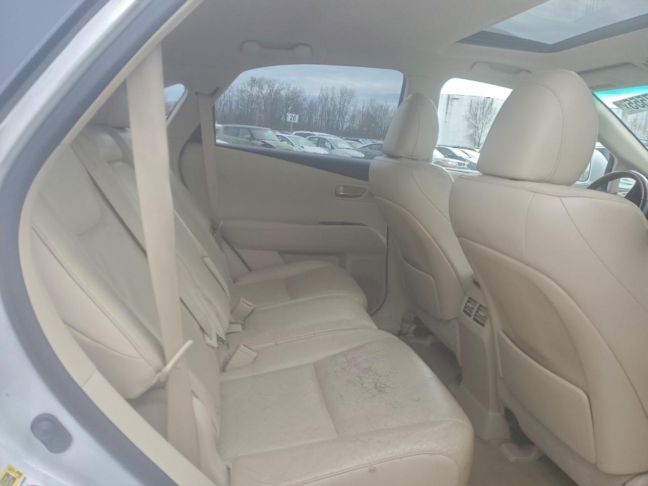 2011 Lexus Rx 450H VIN: JTJBC1BA2B2040886 Lot: 93447555