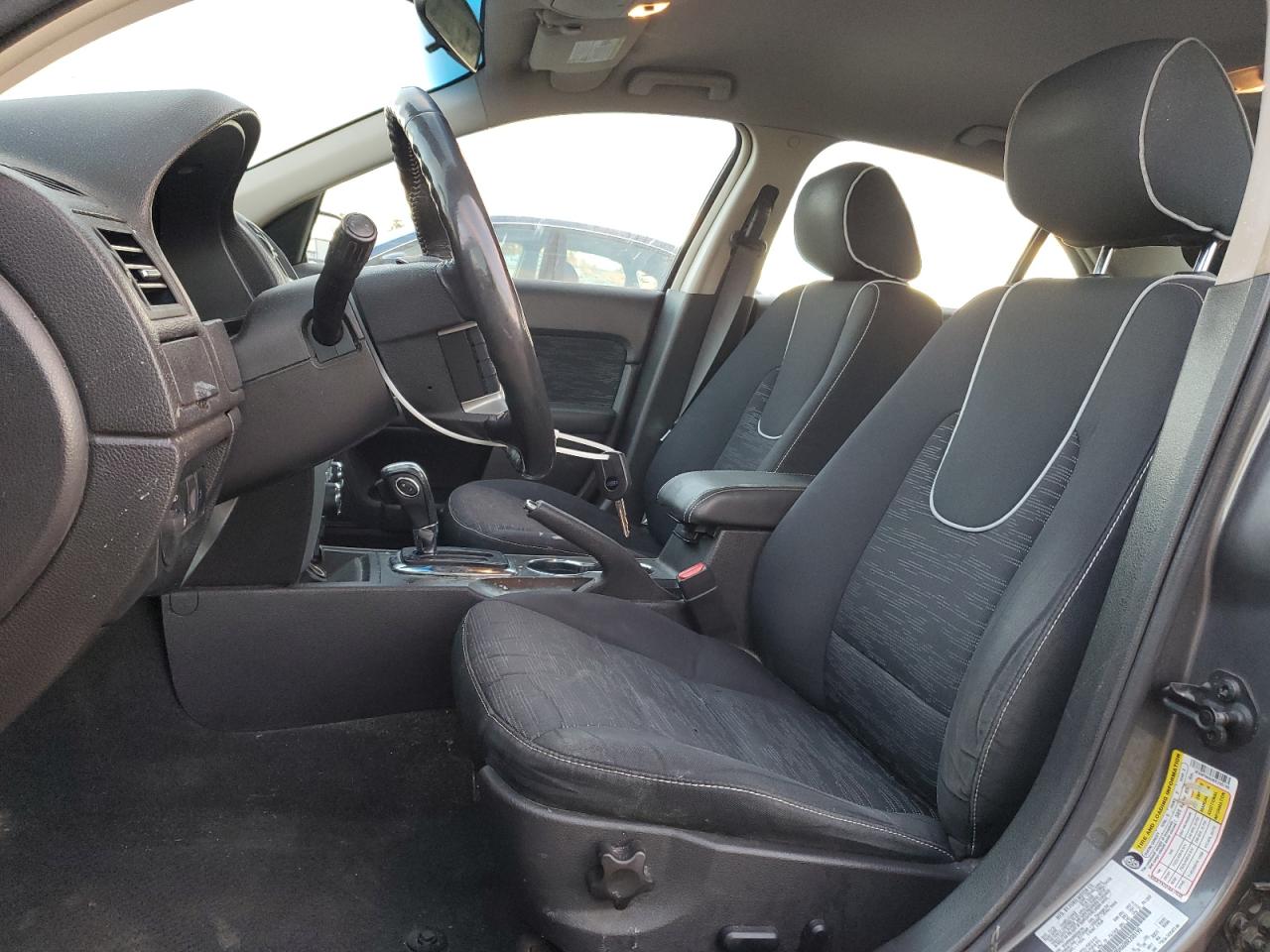 2011 Ford Fusion Se VIN: 3FAHP0HA0BR208190 Lot: 92419175