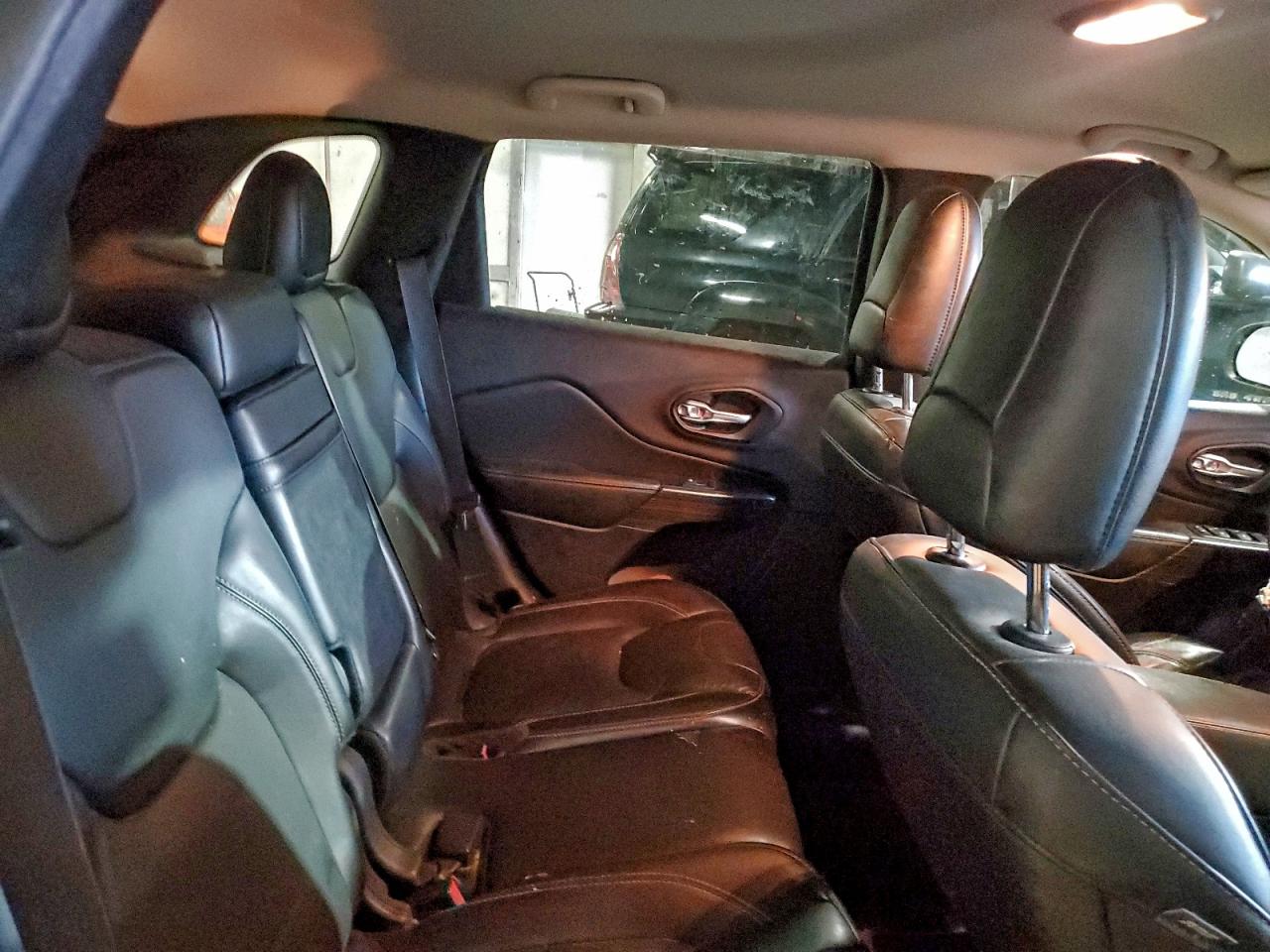 2016 Jeep Cherokee Limited VIN: 1C4PJMDS1GW270165 Lot: 94047955