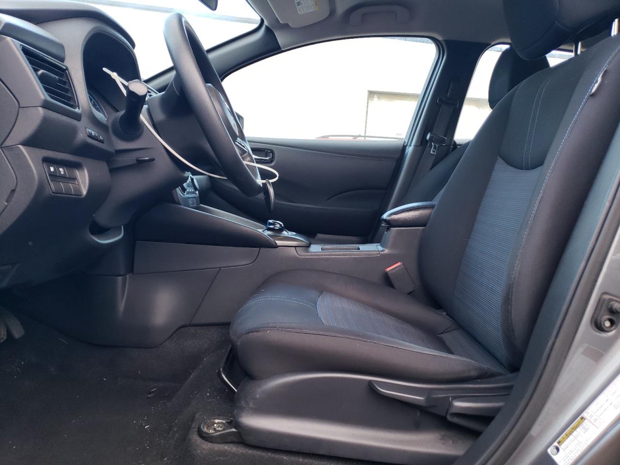 2018 Nissan Leaf S VIN: 1N4AZ1CP4JC311770 Lot: 92738595