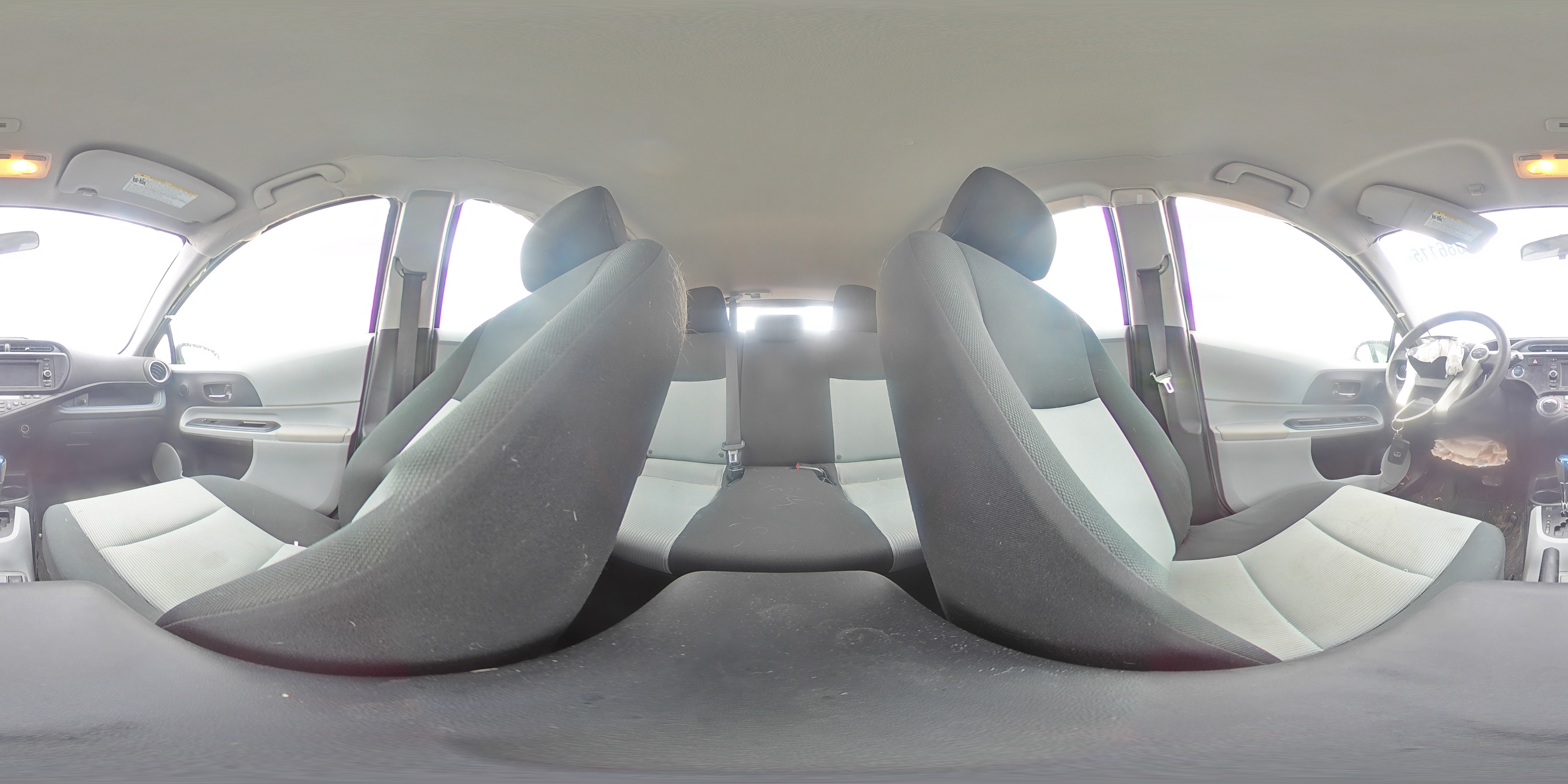 2013 Toyota Prius C VIN: JTDKDTB35D1047059 Lot: 94086115