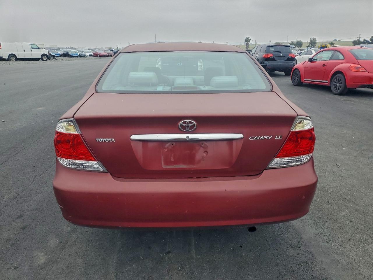 2005 Toyota Camry Le VIN: 4T1BE32K55U052780 Lot: 94189365