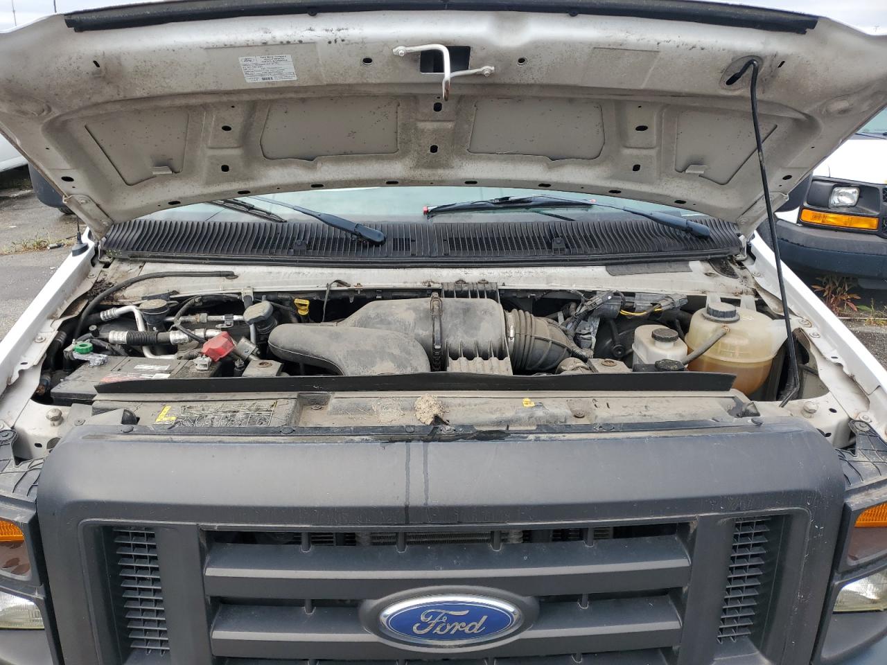 2010 Ford E250 Utility / Service Van VIN: 1FTNE2EW8ADA85731 Lot: 90423225