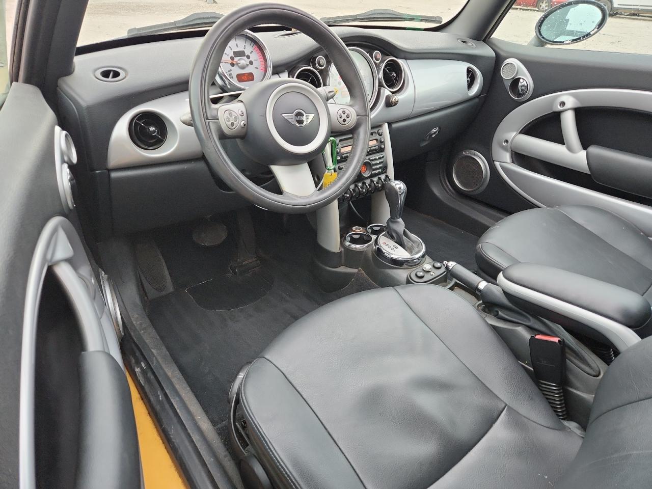 2007 Mini Cooper VIN: WMWRF33557TG16980 Lot: 91240525