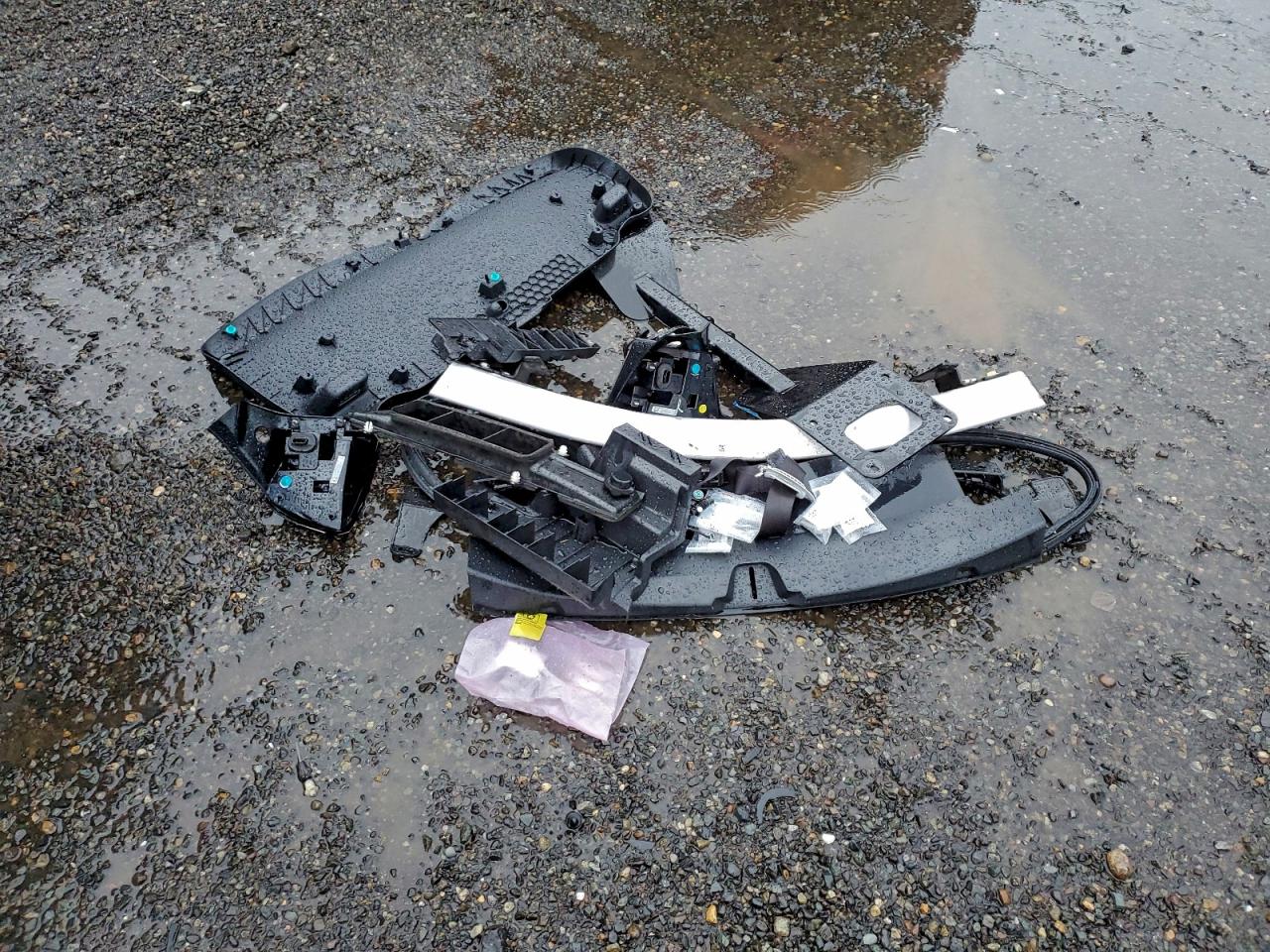 2020 Tesla Model 3 VIN: 5YJ3E1EB6LF742701 Lot: 92936155