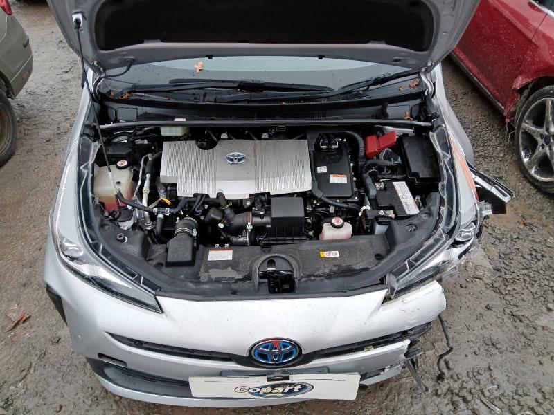 2020 TOYOTA PRIUS HYBRID 