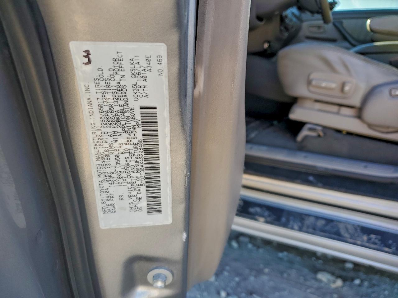 2004 Toyota Sequoia Limited VIN: 5TDZT38AX4S228488 Lot: 94594185