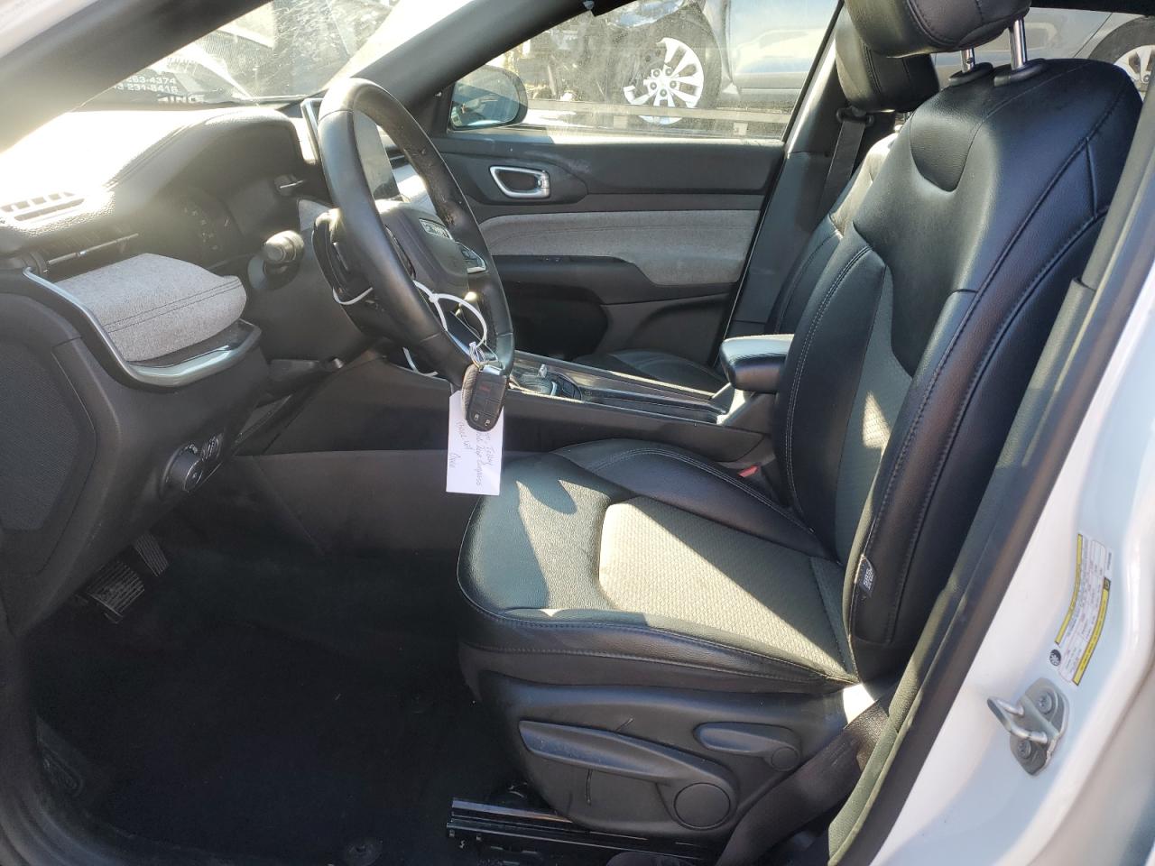 2023 Jeep Compass Latitude VIN: 3C4NJDBN9PT553598 Lot: 92486015