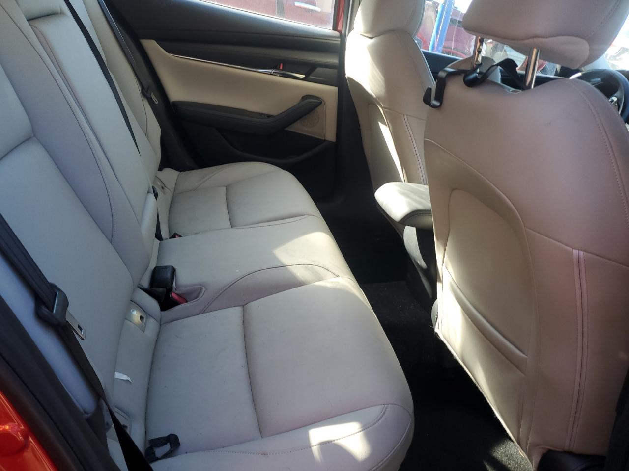 2019 Mazda 3 Preferred Plus VIN: JM1BPACL9K1113927 Lot: 92699125