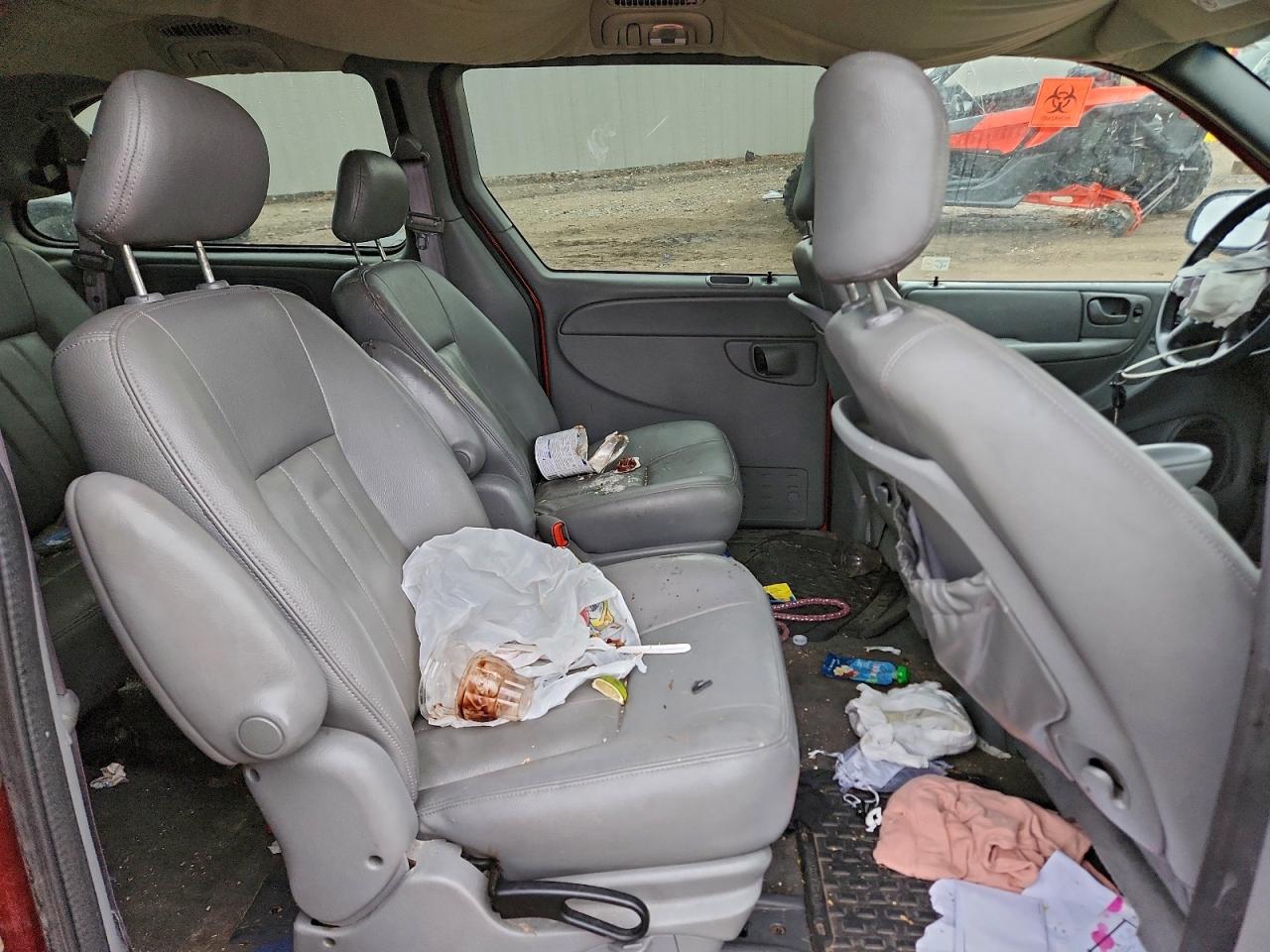 2004 Chrysler Town & Country Touring VIN: 2C4GP54L54R528348 Lot: 93758495