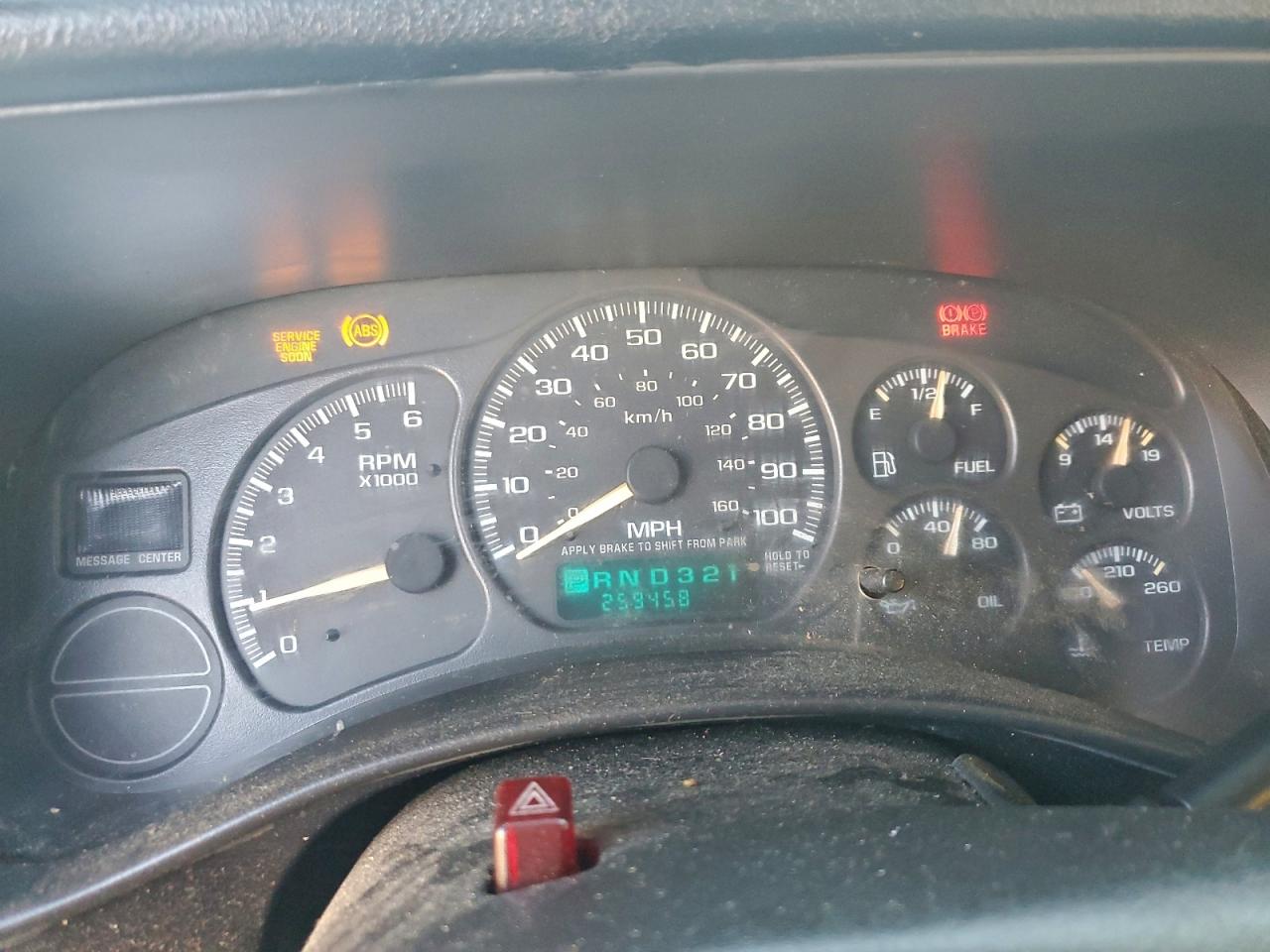 2002 Chevrolet Suburban K1500 VIN: 3GNFK16Z22G298590 Lot: 93808615