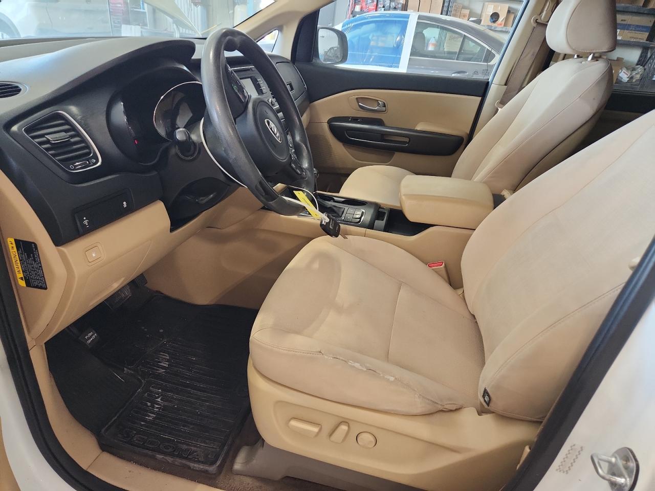 2016 Kia Sedona Lx VIN: KNDMB5C13G6185505 Lot: 92487085