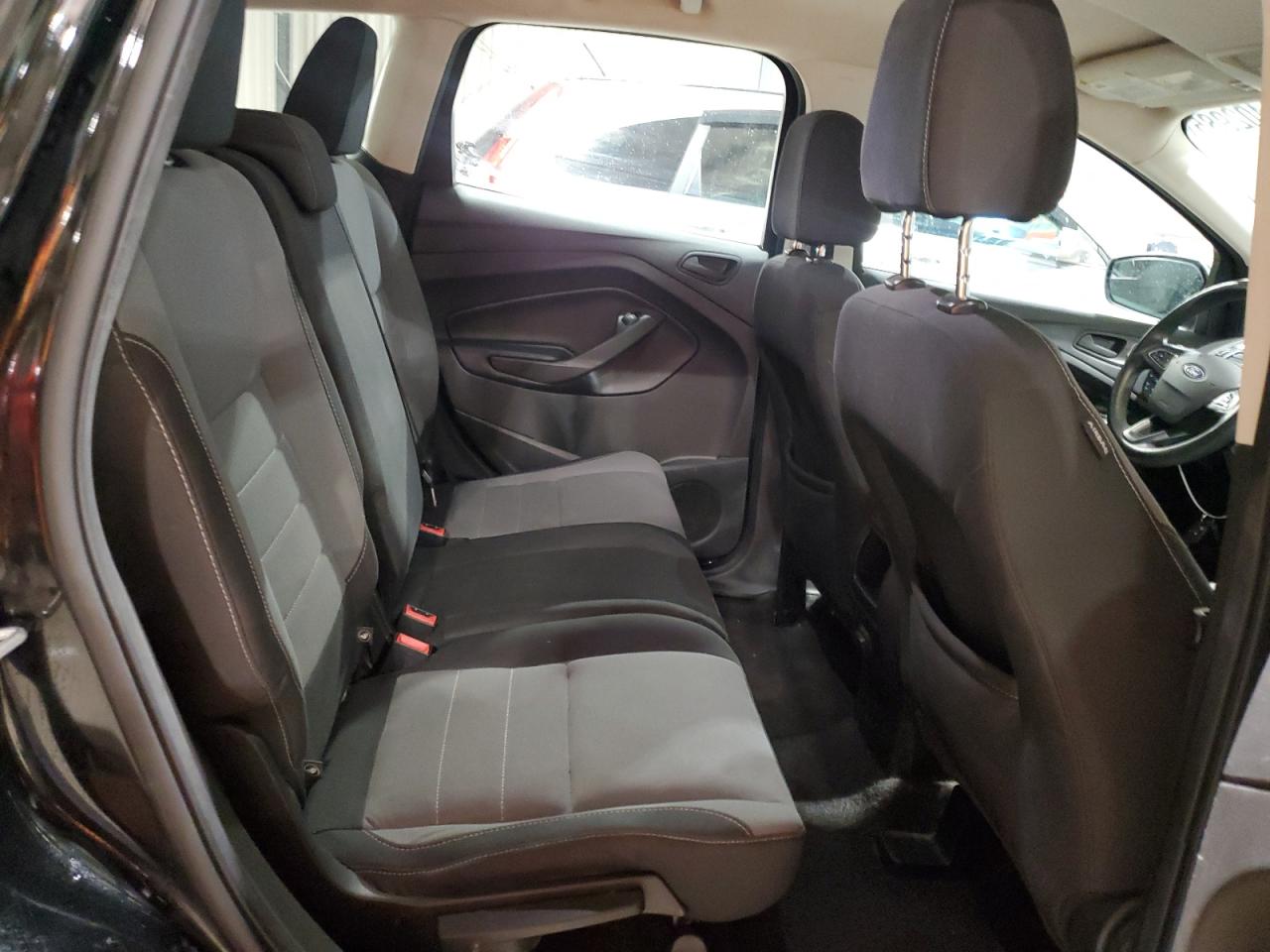 2017 Ford Escape S VIN: 1FMCU0F78HUD36632 Lot: 91402985