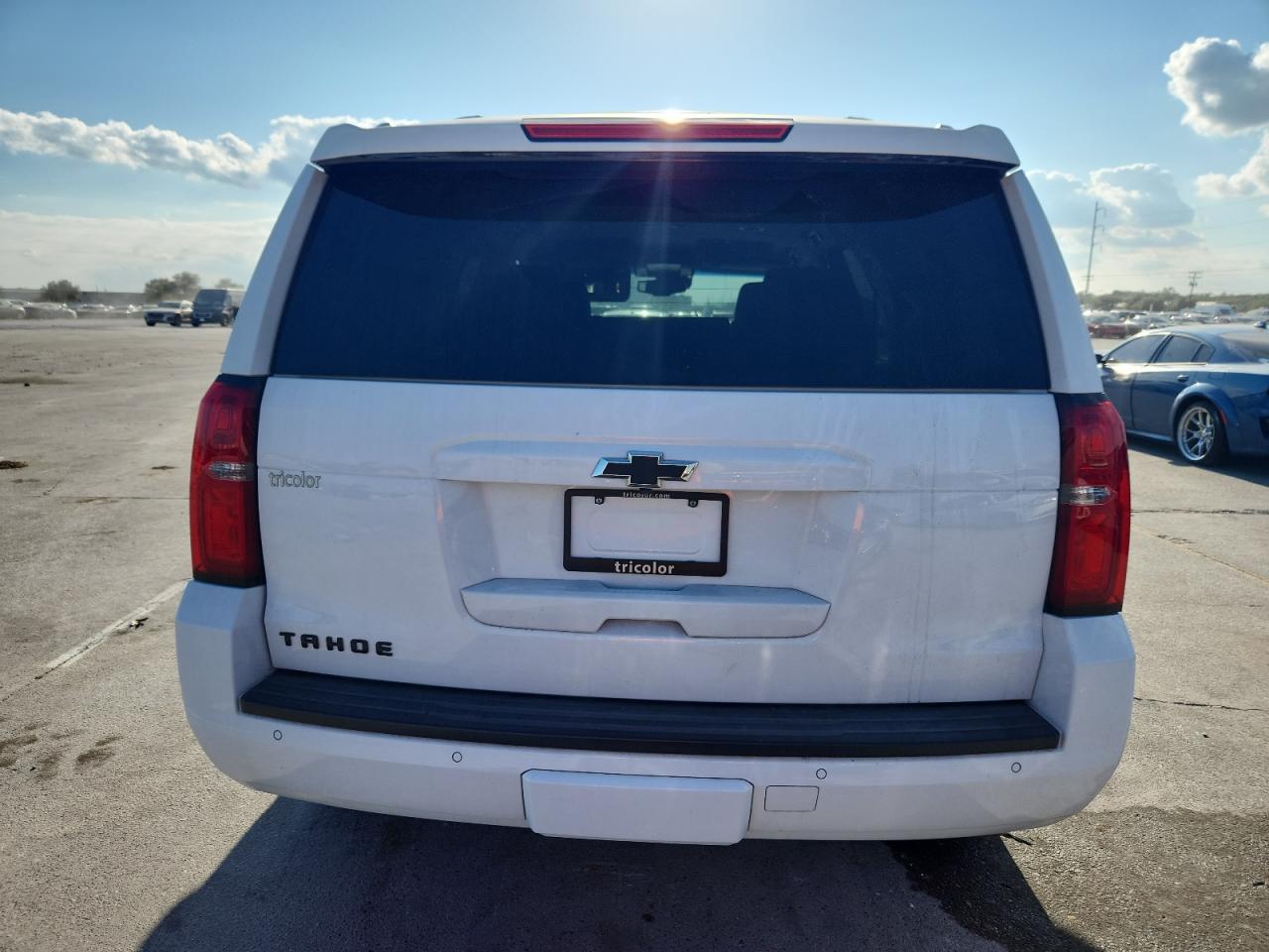 2018 Chevrolet Tahoe C1500 Lt VIN: 1GNSCBKCXJR395537 Lot: 92710535