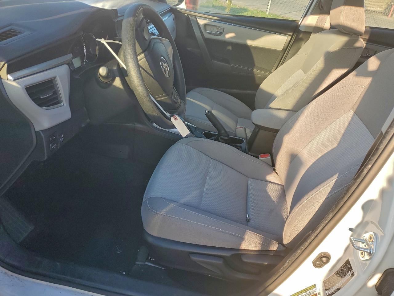 2016 Toyota Corolla L VIN: 5YFBURHE0GP519924 Lot: 94933825