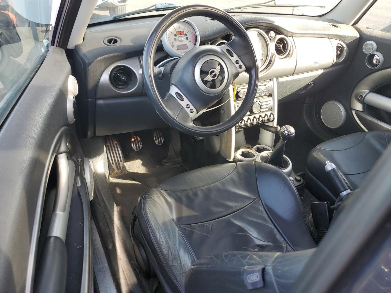 2002 Mini Cooper S VIN: WMWRE334X2TD52545 Lot: 92433355