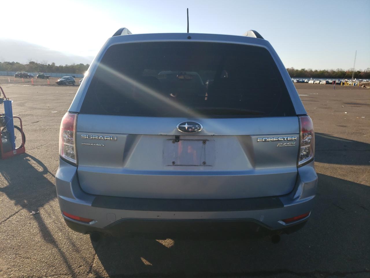 2011 Subaru Forester 2.5X VIN: JF2SHABC0BH705255 Lot: 93598145