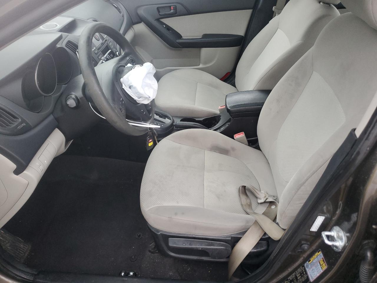 2010 Kia Forte Ex VIN: KNAFU4A27A5218623 Lot: 93655935