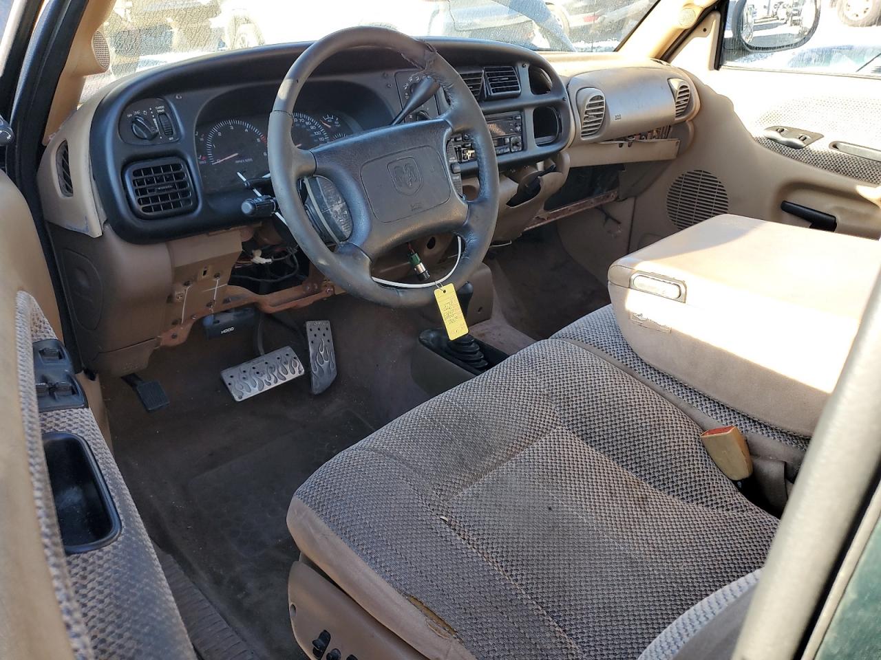 2000 Dodge Ram 1500 VIN: 3B7HF13Z0YG109325 Lot: 93751455