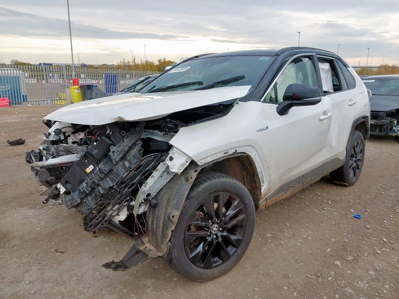 2021 TOYOTA RAV4 2.5 VVT-I HYBRID DYNAMIC 5DR CVT for sale at Copart CORBY