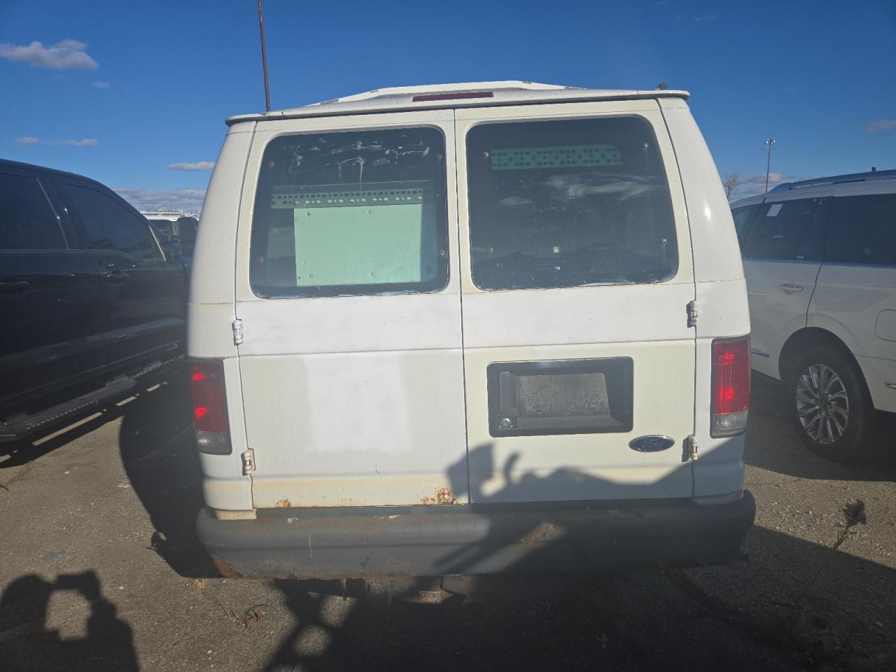 2007 Ford E350 Utility / Service Van VIN: 1FTSE34L17DA82565 Lot: 90423115