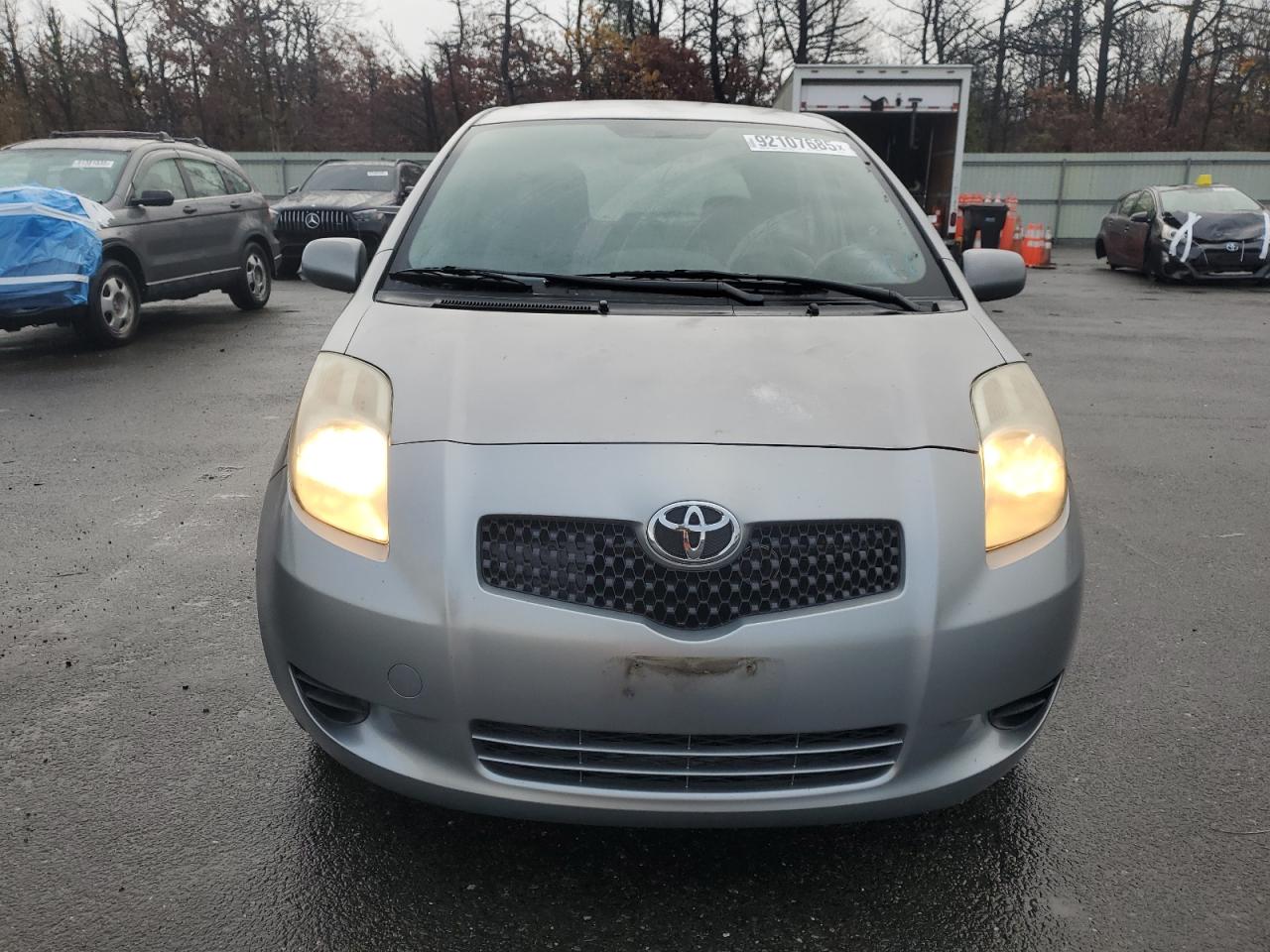 2007 Toyota Yaris VIN: JTDJT923975091502 Lot: 92107685