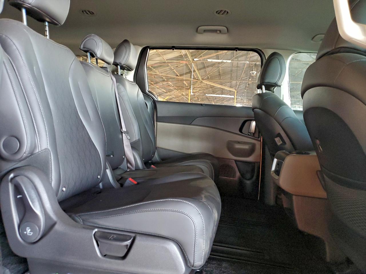 2026 Kia Carnival Ex VIN: KNDNC5KA8T6101238 Lot: 94536015