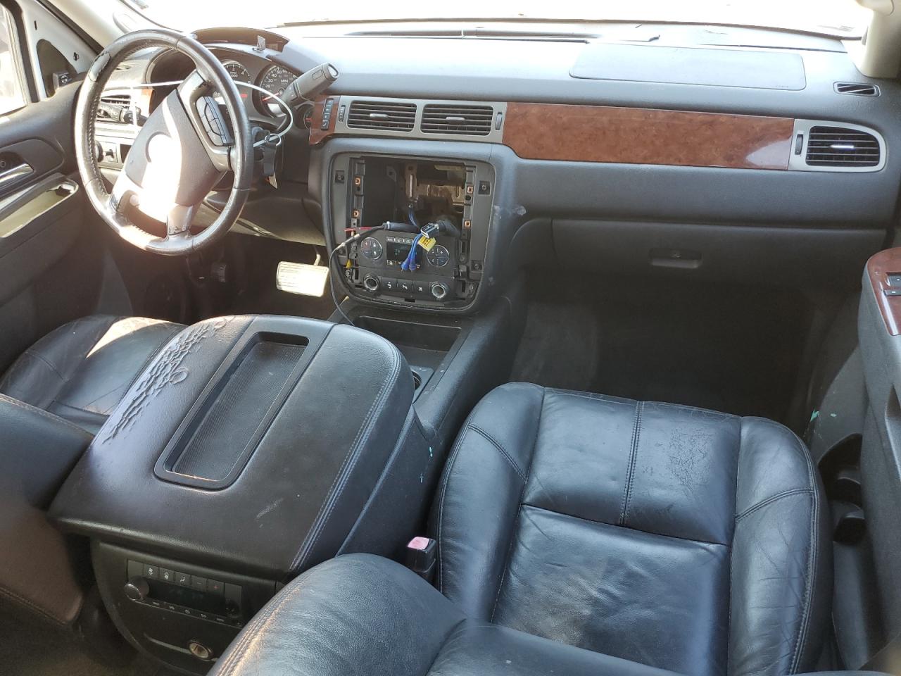 2011 Chevrolet Tahoe C1500 Lt VIN: 1GNSCBE05BR205050 Lot: 93128705