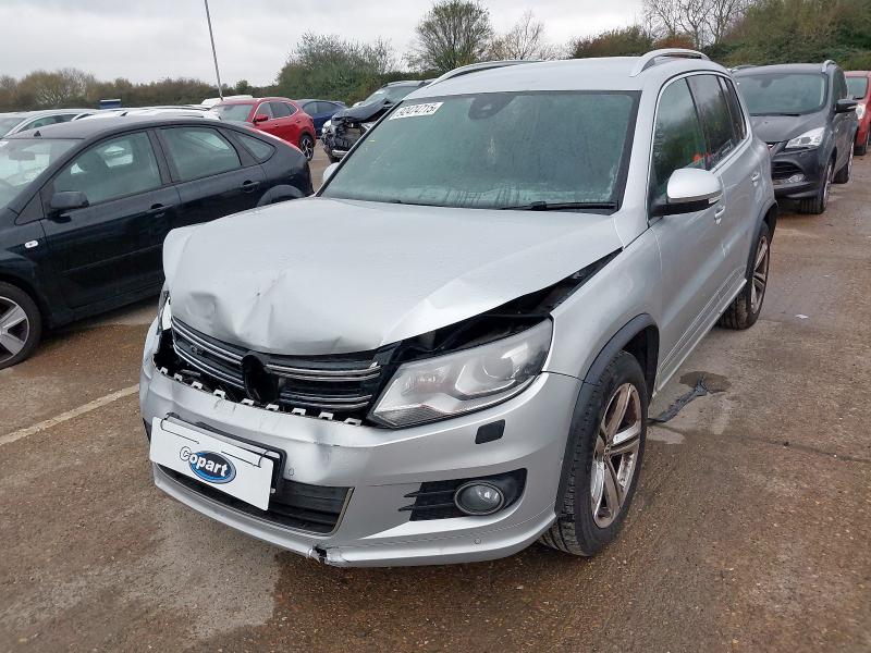 2015 VOLKSWAGEN TIGUAN 2.0 TDI BLUEMOTION TECH R-LINE 150 5DR [NAV] for sale at Copart SANDWICH
