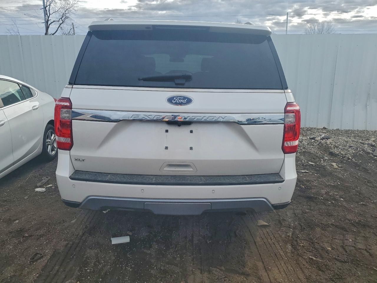 2019 Ford Expedition Xlt VIN: 1FMJU1JT5KEA85412 Lot: 93684015
