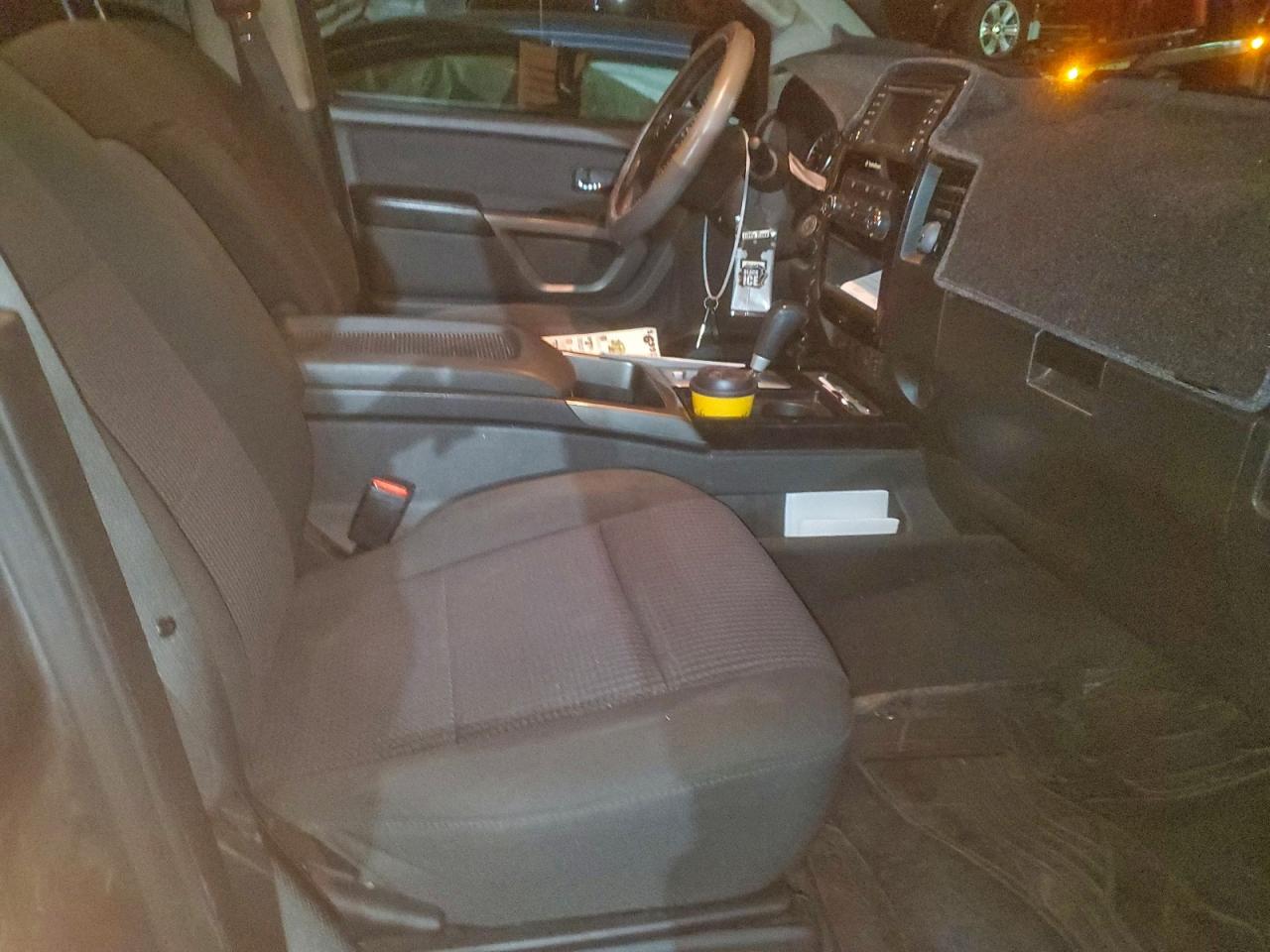 2015 Nissan Titan S VIN: 512673 Lot: 95319065