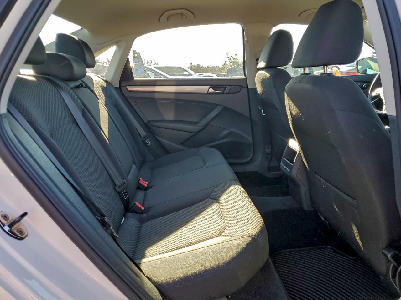 2013 Volkswagen Passat S VIN: 1VWAP7A35DC032607 Lot: 93782755