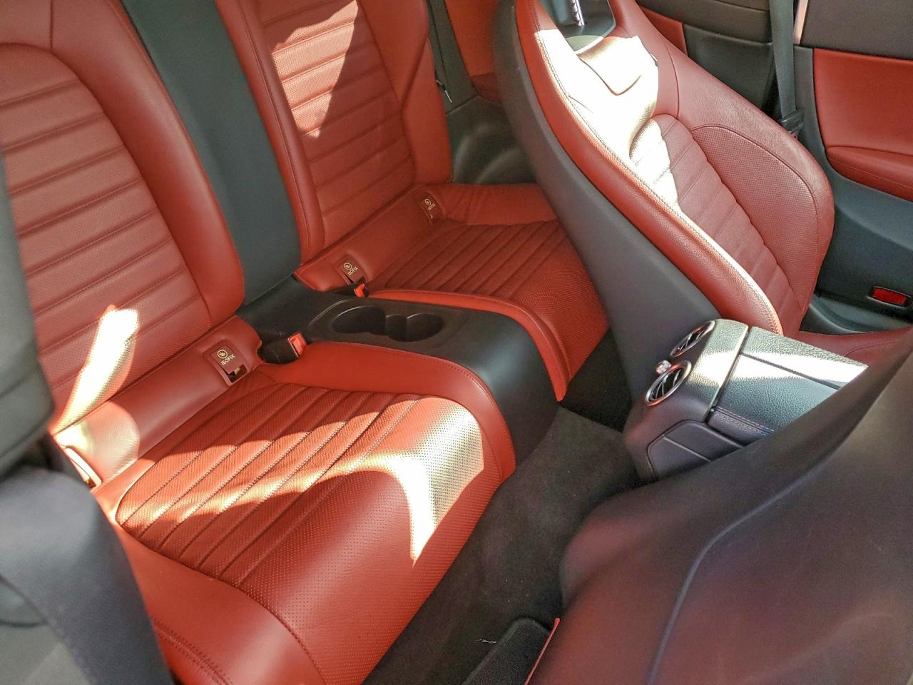 2018 Mercedes-Benz C 300 VIN: WDDWJ4JB7JF718258 Lot: 94268865