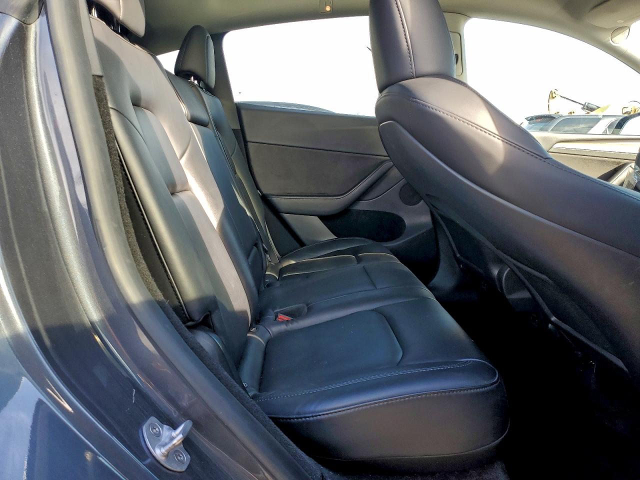 2023 Tesla Model Y VIN: 7SAYGDEE0PF815257 Lot: 93954015